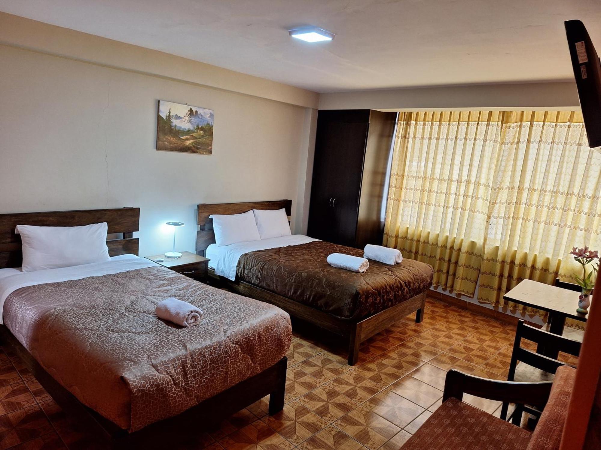 Chaska Valle Inn أُروبامبا المظهر الخارجي الصورة