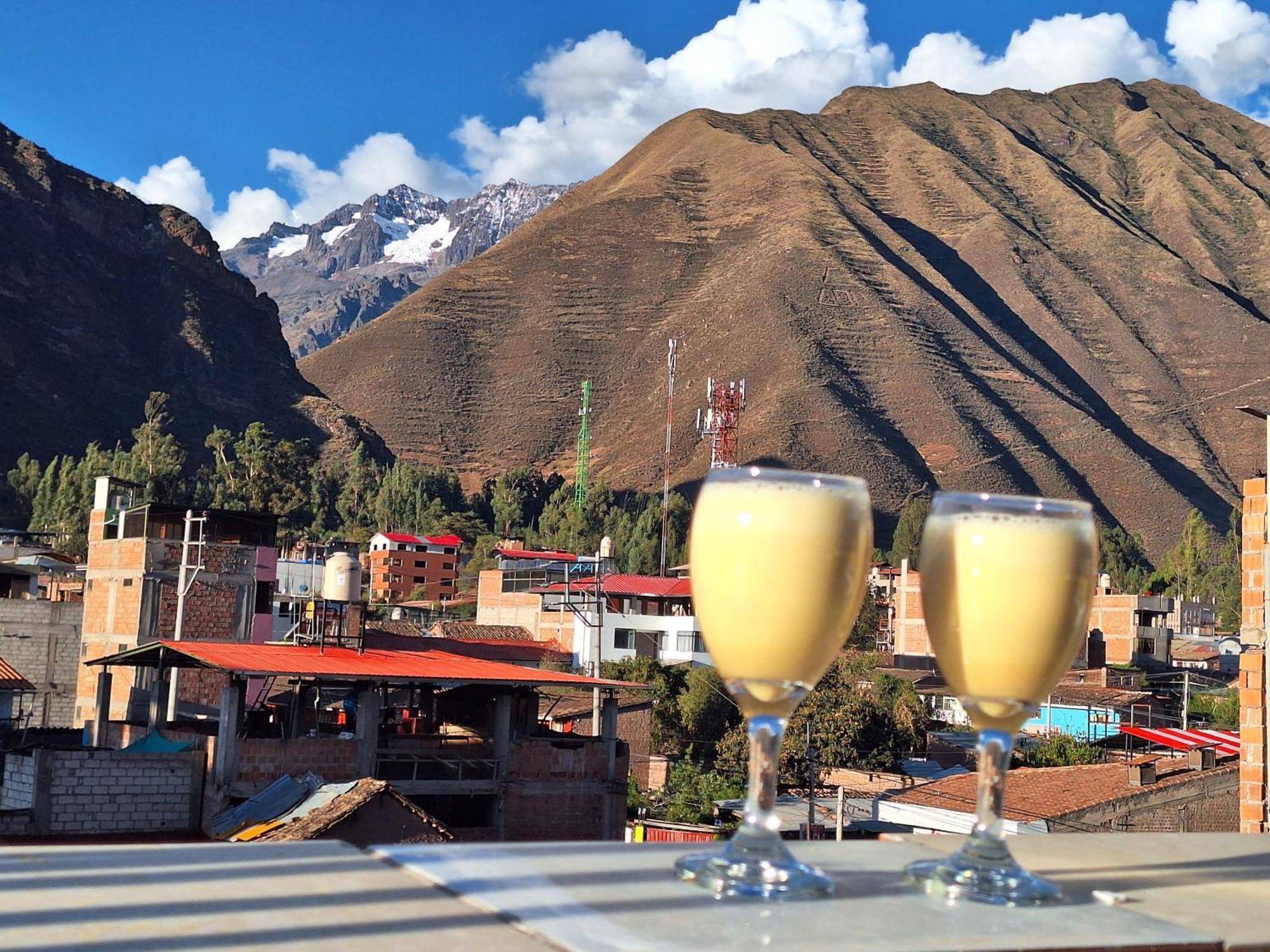 Chaska Valle Inn أُروبامبا المظهر الخارجي الصورة