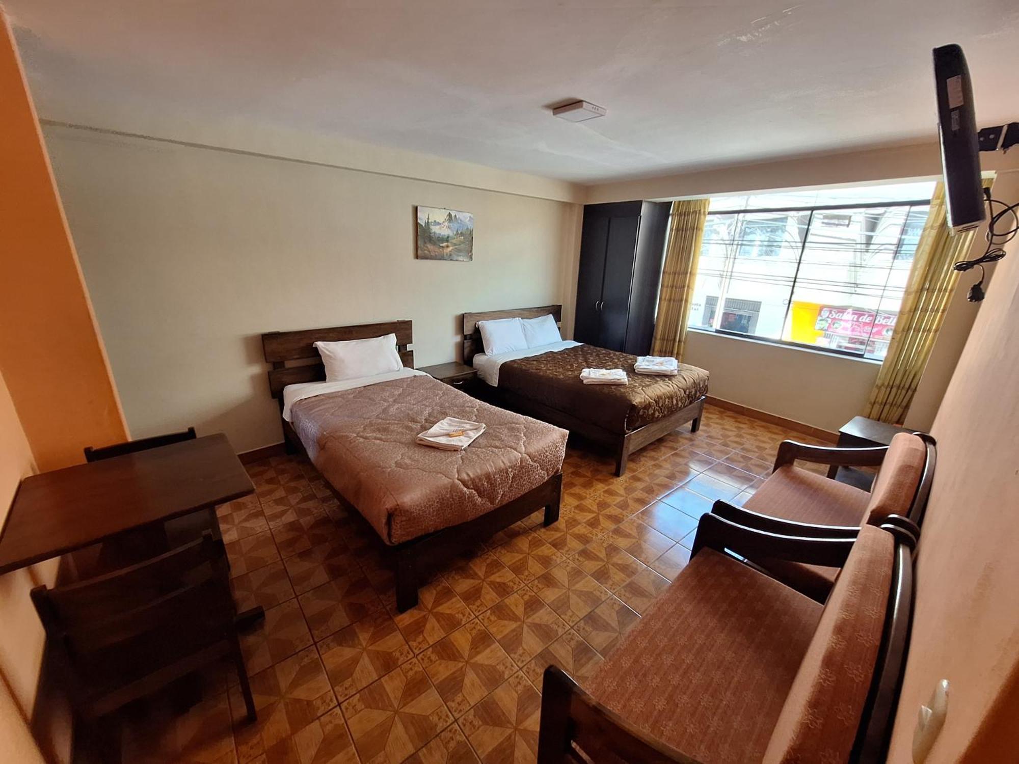 Chaska Valle Inn أُروبامبا المظهر الخارجي الصورة