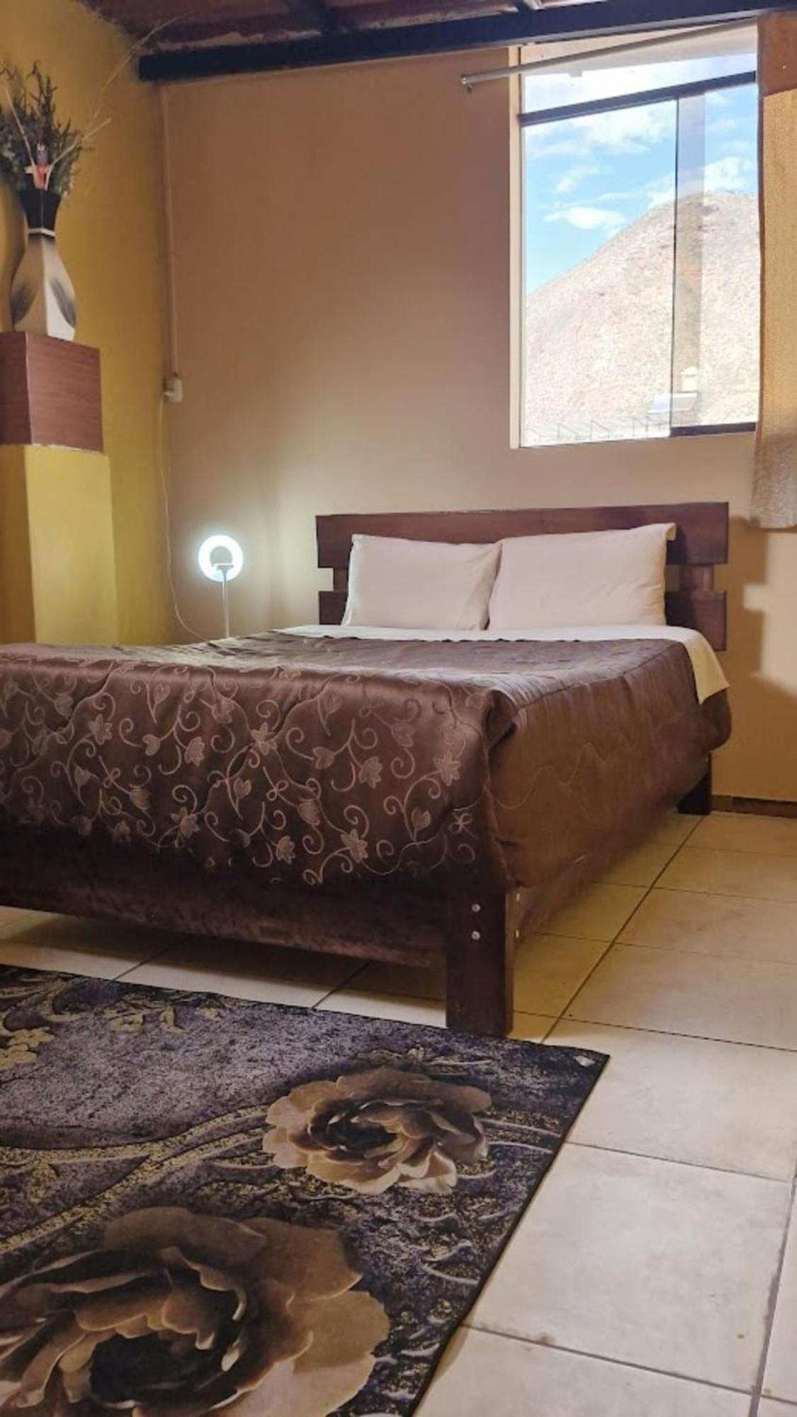 Chaska Valle Inn أُروبامبا المظهر الخارجي الصورة